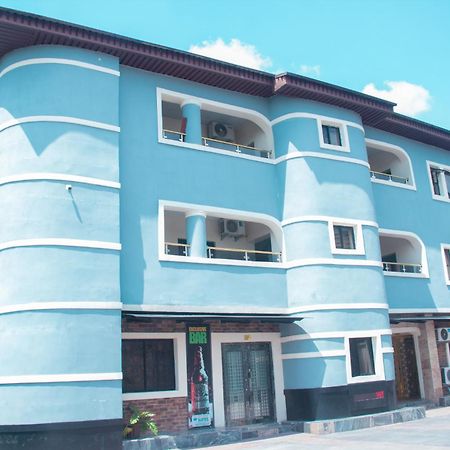 Kay Luxury Suites أويو المظهر الخارجي الصورة